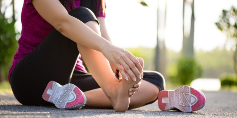 How Long Does a Hairline Fracture Take to Heal? Timeline & Recovery