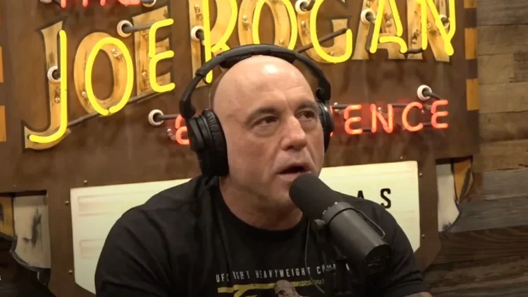 Joe Rogan Hair Transplant: FUT Scar, Story & Hair Loss Explained