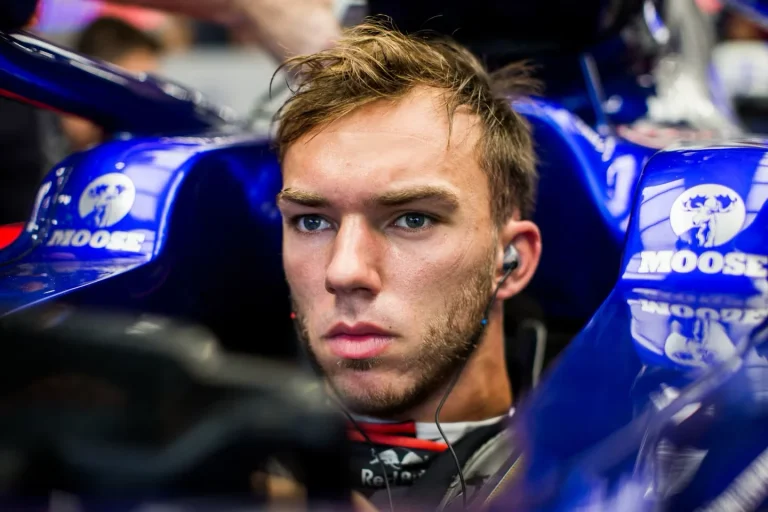 Pierre Gasly Hair Transplant: Before & After Hairline Analysis