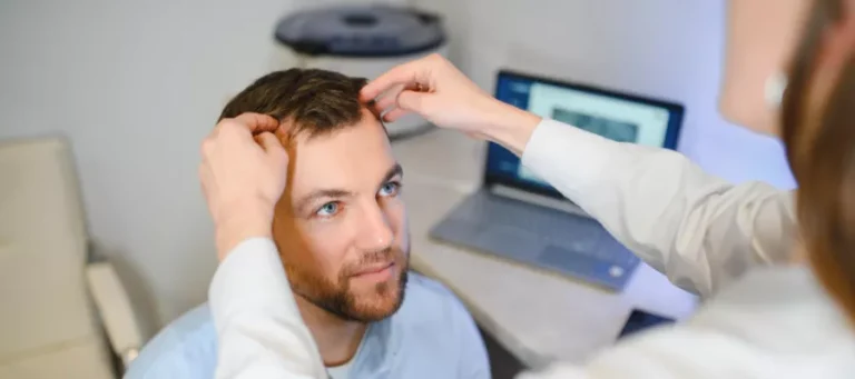 Will the hairline look natural after a hair transplant?